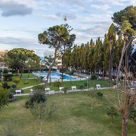 Enjoy La Carihuela Beach At 4 Min.Terrace & Pool. 托雷莫利诺斯 外观 照片