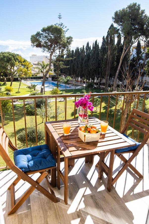 Enjoy La Carihuela Beach At 4 Min.Terrace & Pool. 托雷莫利诺斯 外观 照片